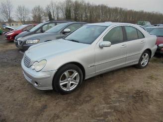 Salvage car Mercedes C-klasse C (W203), Sedan, 2000 / 2007 1.8 C-180K 16V 2006/10