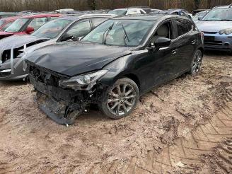 Coche siniestrado Mazda 3 3 (BM/BN), Hatchback, 2013 / 2019 2.0 SkyActiv-G 16V 2014/1