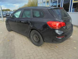 Opel Astra Astra J Sports Tourer (PD8/PE8/PF8), Combi, 2010 / 2015 1.7 CDTi 16V picture 3