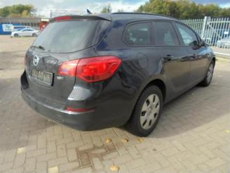 Opel Astra Astra J Sports Tourer (PD8/PE8/PF8), Combi, 2010 / 2015 1.7 CDTi 16V picture 4