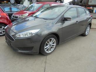 rozbiórka samochody osobowe Ford Focus Focus 3, Hatchback, 2010 / 2020 1.0 Ti-VCT EcoBoost 12V 100 2015/6