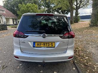 Opel Zafira TOURER picture 4