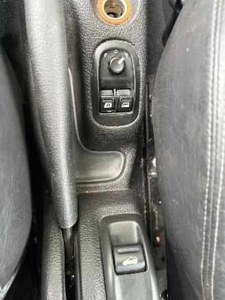 Peugeot 206  picture 11