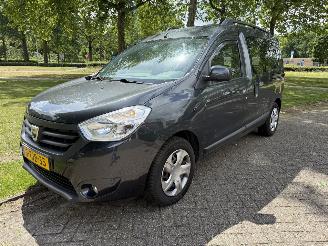 Schadeauto Dacia Dokker  2014/2