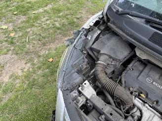 Opel Zafira TOURER picture 21