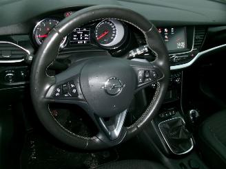 Opel Astra 1.4 Break - Innovation CNG picture 16