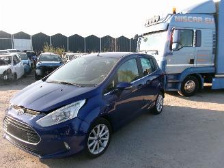 skadebil auto Ford B-Max 1.0 Titanium 2017/2