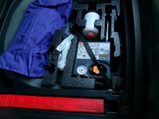 Volvo V-40 1.6 D - Cross Country picture 18