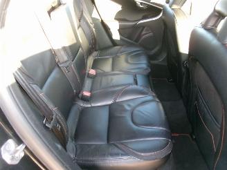 Volvo V-40 1.6 D - Cross Country picture 30