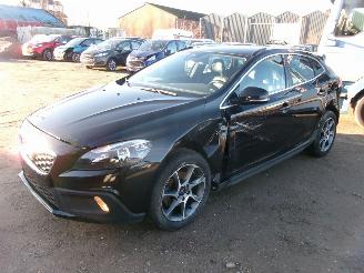 Volvo V-40 1.6 D - Cross Country picture 3