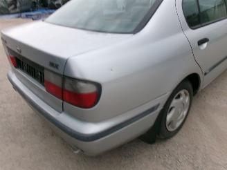 Nissan Primera 1,6 SLX Sedan - Airco picture 10