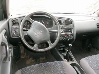 Nissan Primera 1,6 SLX Sedan - Airco picture 22