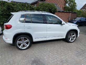 Auto incidentate Volkswagen Tiguan 4Motion 1.4 TSi Sport&Style R-line Edition.pano/leer 2014/2