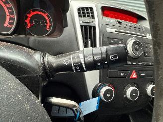 Kia Cee d 1.4 CVVT 16V Hatchback 2Dr Benzine 1.396cc 66kW (90pk) FWD picture 20