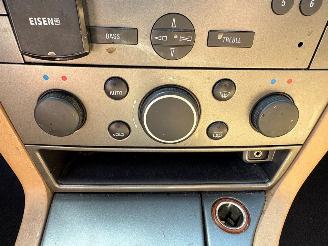 Opel Vectra 2.2 16V Sedan 4Dr Benzine 2.198cc 108kW (147pk) FWD picture 18