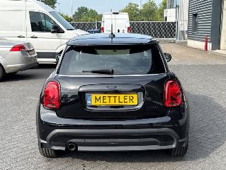Mini Cooper 1.5 12V Cooper Hatchback 2Dr Benzine 1.499cc 100kW (136pk) FWD picture 4
