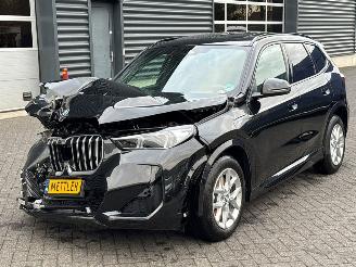 uszkodzony samochody osobowe BMW X1 xDrive 30e 1.5 TwinPower Turbo 12V SUV  Elektrisch Benzine 1.499cc 240kW (326pk) 4x4 2025/8