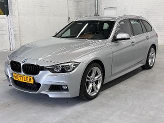 Damaged car BMW 3-serie 318i 1.5 TwinPower Turbo 12V Combi/o  Benzine 1.499cc 100kW (136pk) FWD 2019/5