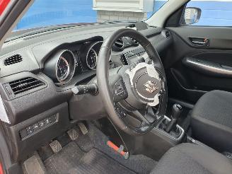 Suzuki Swift 1.2 Style Smart Hybrid picture 16