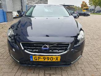 Volvo V-40 2.0 D2 Momentum Business picture 8