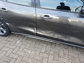 Ford  Focus Wagon1.5 EcoBlue ST Line Business picture 11