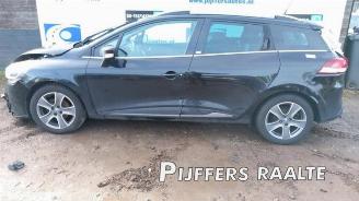 Coche siniestrado Renault Clio Clio IV Estate/Grandtour (7R), Combi 5-drs, 2012 / 2021 1.5 Energy dCi 90 FAP 2014/11