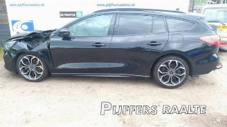 Uttjänta bilar auto Ford Focus Focus 4 Wagon, Combi, 2018 1.0 Ti-VCT EcoBoost 12V 125 2018/10