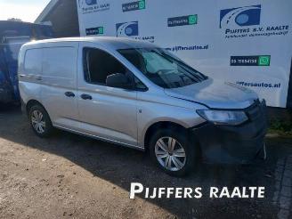 Salvage car Volkswagen Caddy Caddy Cargo V (SBA/SBH), Van, 2020 2.0 TDI BlueMotionTechnology 2021/5