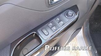 Renault Captur Captur (2R), SUV, 2013 0.9 Energy TCE 12V picture 15