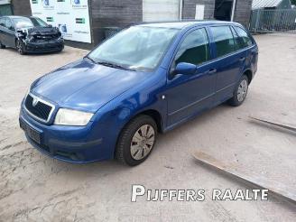 Vrakbiler auto Skoda Fabia Fabia (6Y5), Combi 5-drs, 2000 / 2007 1.4i 16V 2006/4