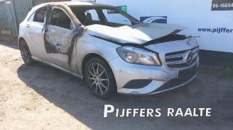 Mercedes A-klasse A (W176), Hatchback, 2012 / 2018 1.6 A-180 16V picture 2