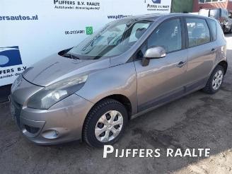 Uttjänta bilar auto Renault Scenic Scenic III (JZ), MPV, 2009 / 2016 1.5 dCi 105 2010