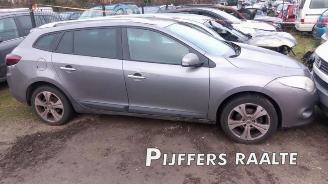 Dezmembrări autoturisme Renault Mégane Megane III Grandtour (KZ), Combi 5-drs, 2008 / 2016 1.4 16V TCe 130 2010/4