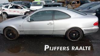 Salvage car Mercedes CLK CLK (C208), Coupe, 1997 / 2002 2.0 200K 16V 1999/5