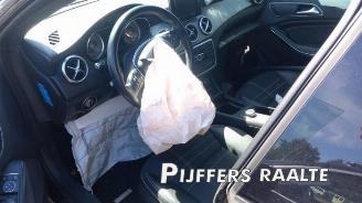 Mercedes Cla-klasse CLA (117.3), Sedan, 2013 / 2019 1.6 CLA-180 16V picture 17