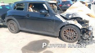 Uttjänta bilar auto Mini Mini Mini (F65/F66), Hatchback, 2024 1.5 12V Cooper C 3-Drs. 2024/11