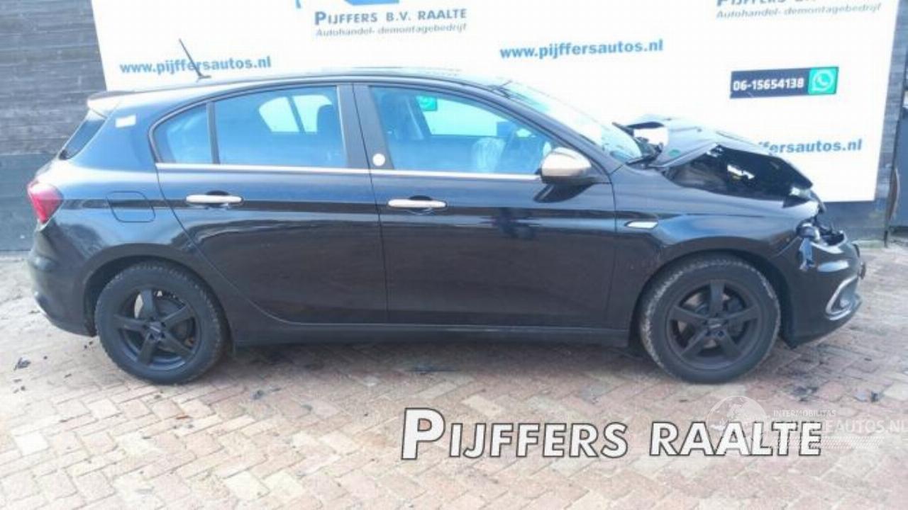 Fiat Tipo Tipo (356H/357H), Hatchback, 2016 1.4 16V