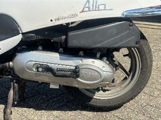 Sym  Allo 50 picture 10