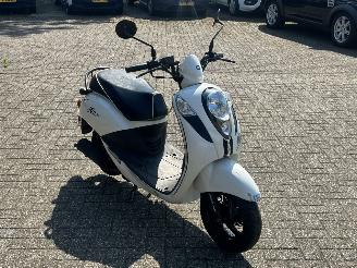 Sym  Mio 50 picture 7