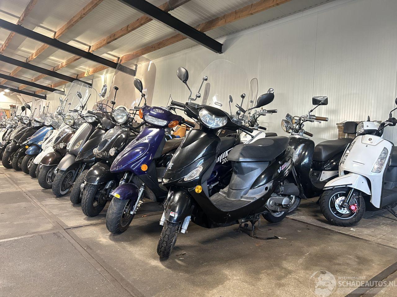 Overige  Partij 50 scooters