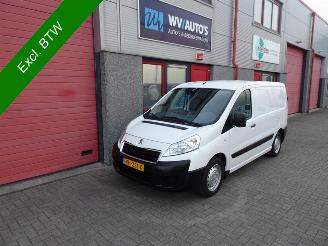 begagnad bil bedrijf Peugeot Expert 227 2.0 HDI L1H1 Profit+ 3 zits airco 2014/6