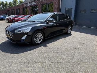 Ford Focus 1.0 EcoBoost Titanium Business picture 30