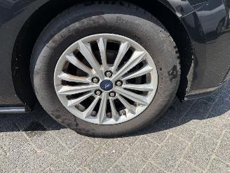 Ford Focus 1.0 EcoBoost Titanium Business picture 11