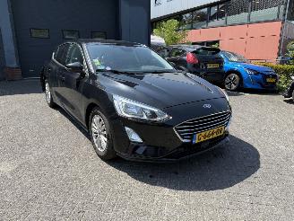 Ford Focus 1.0 EcoBoost Titanium Business picture 7
