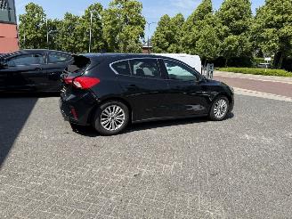 Ford Focus 1.0 EcoBoost Titanium Business picture 33