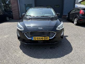 Ford Focus 1.0 EcoBoost Titanium Business picture 8