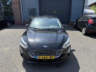 Ford Focus 1.0 EcoBoost Titanium Business picture 10