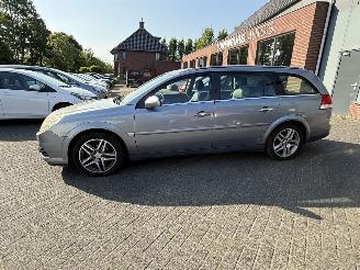 Opel Vectra 1.8-16V Executive picture 2