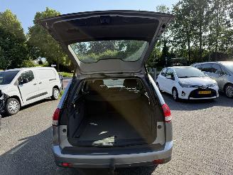 Opel Vectra 1.8-16V Executive picture 22