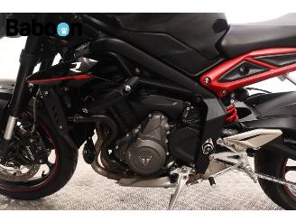 Triumph Street Triple R picture 19